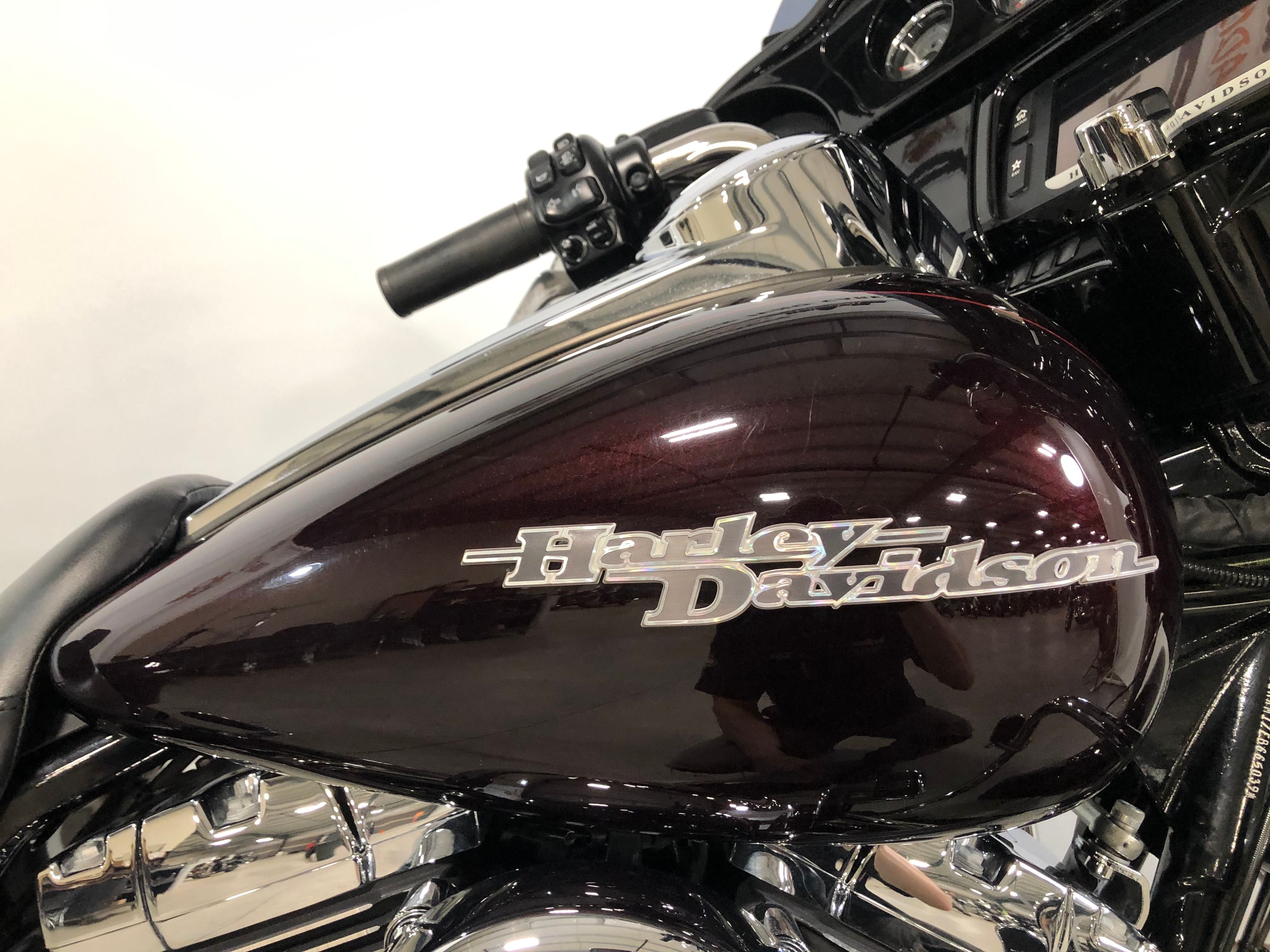Pre-Owned 2014 Harley-Davidson Street Glide Special FLHXS