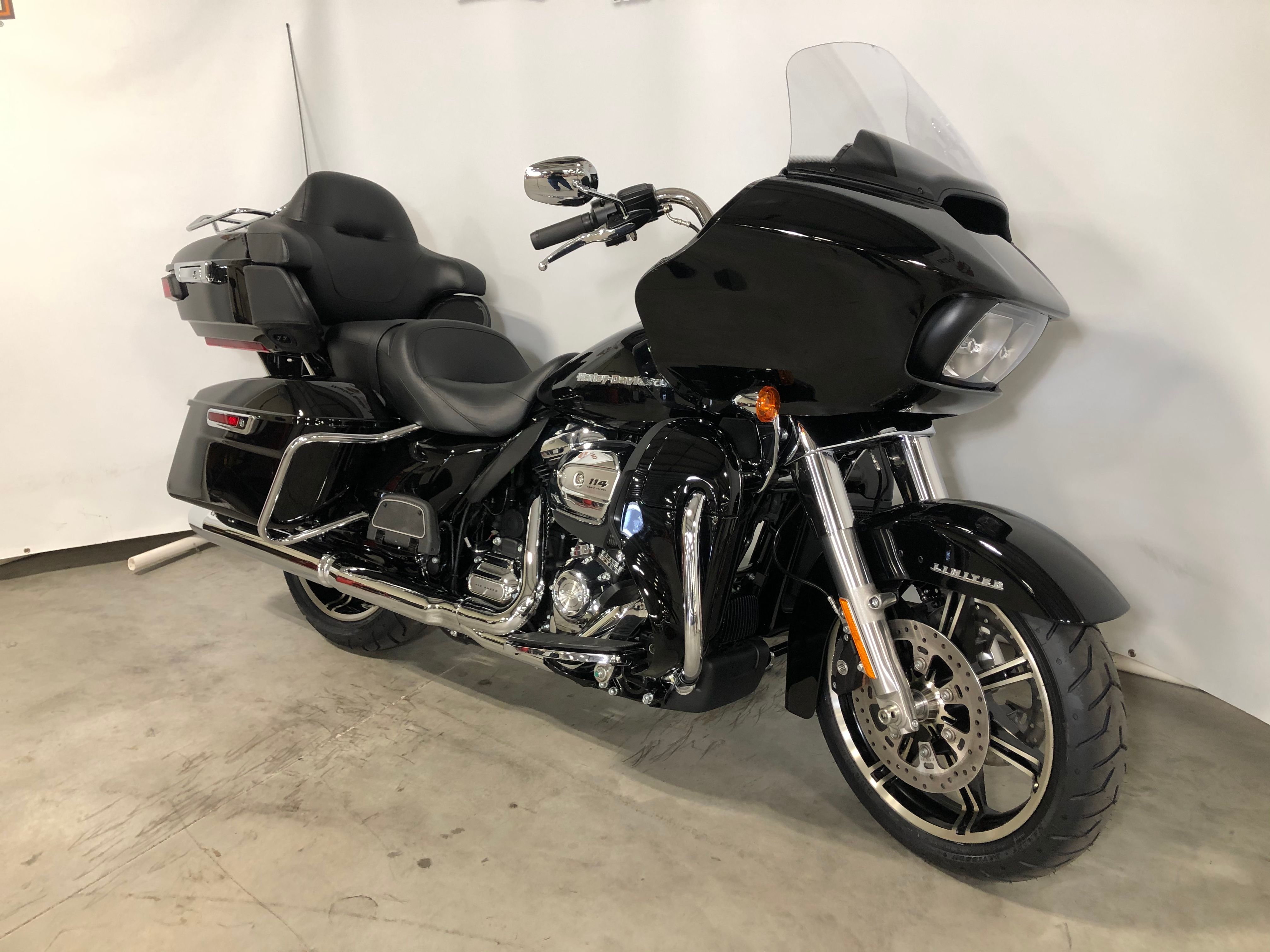 New 2020 Harley-Davidson Road Glide Limited FLTRK